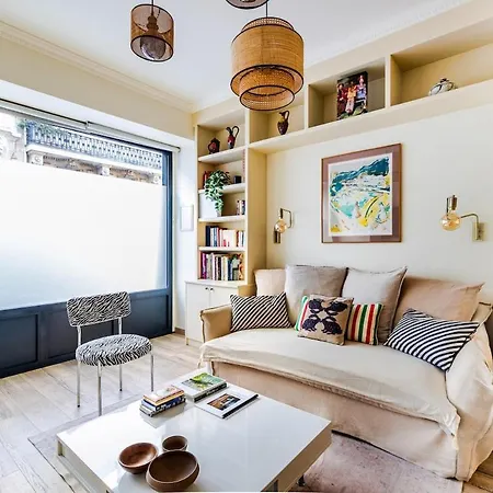 Boutique Parisienne 3 Bedroom Eiffel Tower